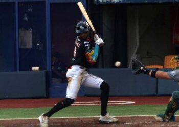 Fotos: Leobardo García Reyes // Guerreros de Oaxaca se alista para los Play Offs.