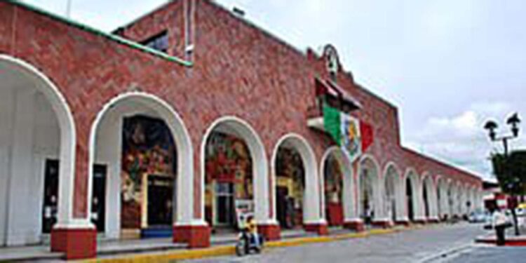 La jovencita se encontraba laborando en un local comercial en el centro de la ciudad.
