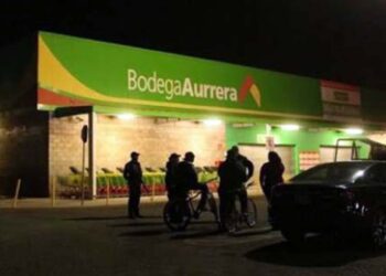 Lo sorprenden sustrayendo productos en tienda departamental.