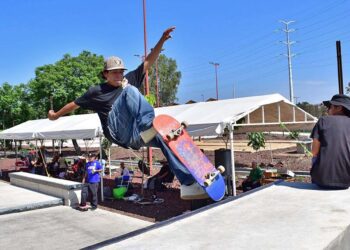 El torneo de Skateboarding reunió participantes de distintas edades y categorías.