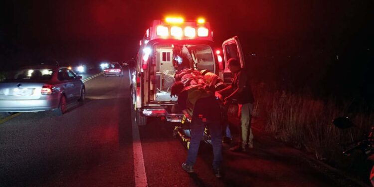 Las víctimas fueron atendidas por paramédicos de la ambulancia del municipio del Tule.