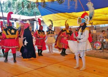 San Agustín Tlacotepec celebrará a su santo patrón con danzas, música y actividades culturales.