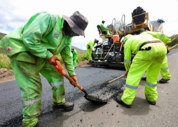 Rehabilitan la carretera de Huajuapan – Putla del plan Lázaro Cárdenas Federal
