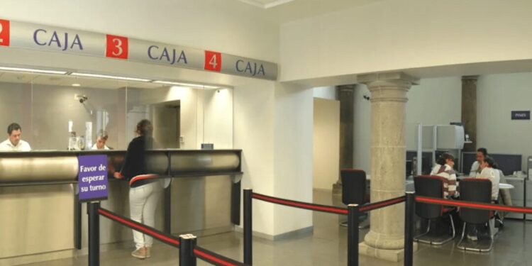 ¿Por qué habrá cierre masivo los bancos en México, cuándo es y cómo te afecta?