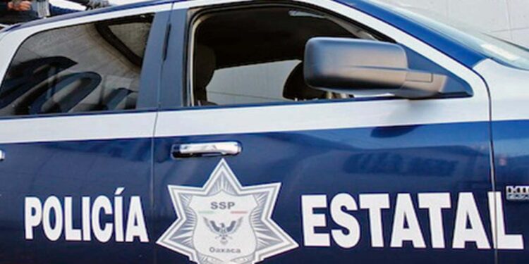 Se logró la captura de los tres individuos, quienes fueron puestos a disposición del ministerio público de la mesa con detenidos para determinar su situación legal.