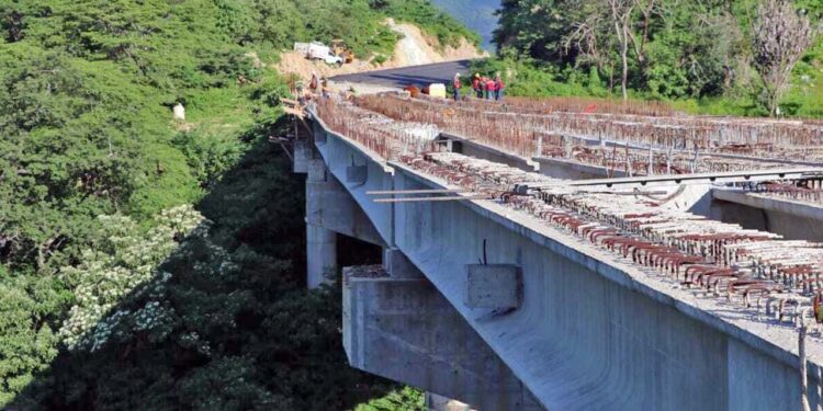Foto: ilustrativa // Priorizan la inversión pública, principalmente en el sector de la infraestructura, así como en programas sociales para abatir el rezago en las comunidades más marginadas.