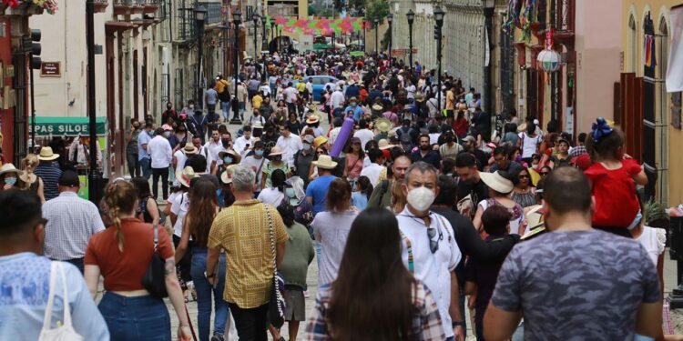 Foto: archivo El Imparcial // Oaxaca ocupa el décimo lugar de las entidades del país con el mayor número de casos positivos de Covid.