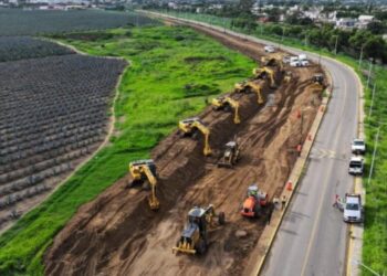 ¡Caos vial en puerta! Cerrarán calle Sabinos por obras hacia el aeropuerto en Santa Cruz Xoxocotlán