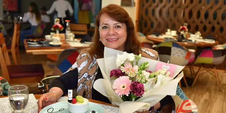 Fotos: Rubén Morales // Domi Gómez celebró su cumpleaños en un desayuno lleno de cariño y buenos deseos.