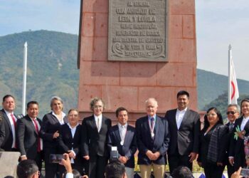 La ceremonia tuvo lugar en el Distribuidor Vial Obelisco por la Paz “General Antonio de León”, recinto que fue testigo de este reconocimiento.