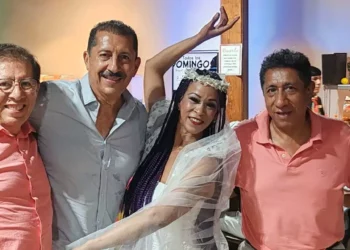 Fotos: Omar Maya/ Gil Obed González // Un buen momento con su familia y amigos disfrutó Alejandro Mondragón.