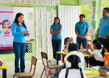 En la Escuela Primaria Benito Juárez se impartió el taller “Mi cuerpo, mi tesoro” para estudiantes de primeros grados.