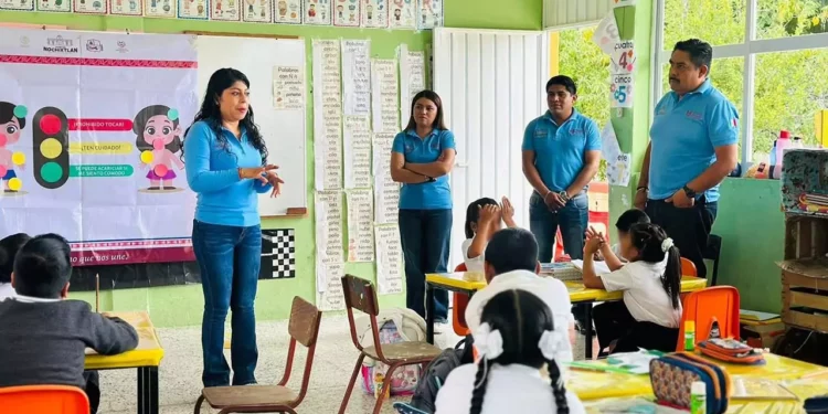 En la Escuela Primaria Benito Juárez se impartió el taller “Mi cuerpo, mi tesoro” para estudiantes de primeros grados.