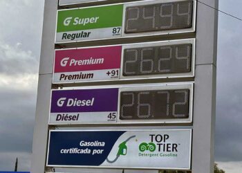Foto: El Imparcial de Oaxaca // Mantienen la Magna a 24 pesos, pactan con gasolineros.