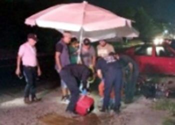 El joven motociclista de 23 años resultó con diversas lesiones.