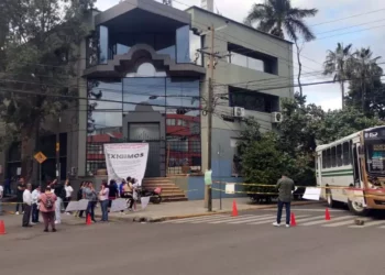 Foto: Jesús Santiago // En el lugar, impidieron la circulación de todo tipo de unidad de motor ante la presencia de elementos de vialidad.