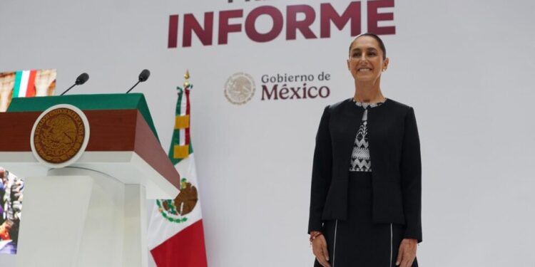 En su informe la presidente destacó la puesta en marcha de los Polos de Bienestar en el Istmo, la construcción de vivienda, el Tren Interoceánico y el reconocimiento a los pueblos indígenas.