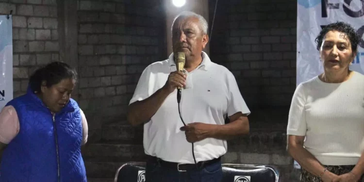 Recordó que los días 14, 15 y 16 de septiembre se realizarán los festejos en conjunto con los comités estatal y municipal.