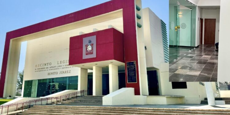 Baños descompuestos tras millonaria remodelación en Congreso de Oaxaca generan indignación