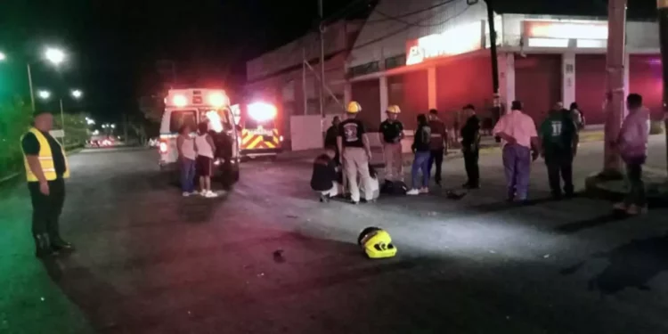 Dos lesionados y daños deja accidente.