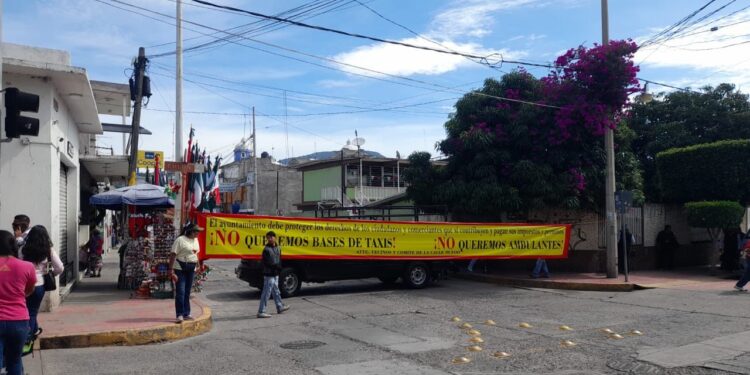 Explotan contra desorden vial en Huajuapan