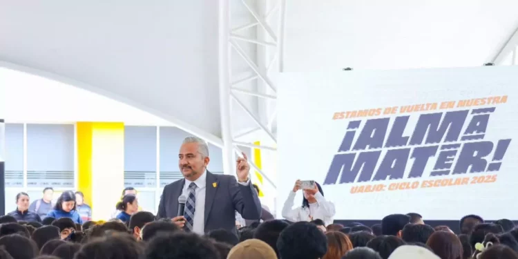 Dan Bienvenida al Ciclo Escolar 2025-2026 de la Máxima Casa de Estudios de Oaxaca
