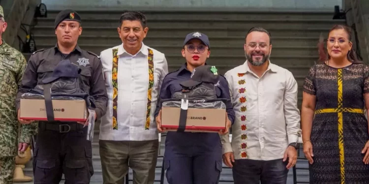 Justicia social para policías de Oaxaca