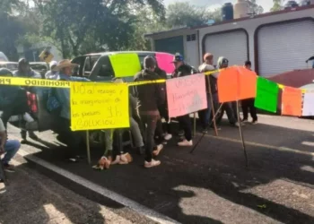 ¿Viajas a la Mixteca? bloquean la 190 en San Marcos Arteaga