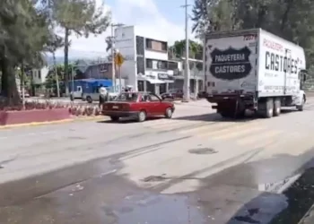 Tras 5 horas de bloqueo, liberan la avenida Ferrocarril, en Sta Lucía