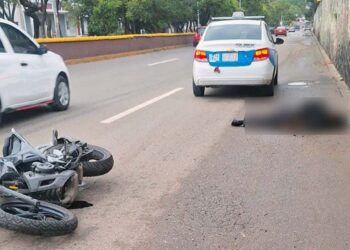 El primer accidente se registró a la altura de la zona militar.