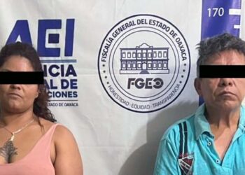 En el lugar fueron detenidos un hombre identificado como J.A.A.P. y una mujer de nombre S.L.O.F.