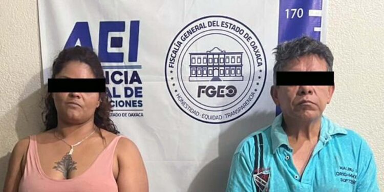 En el lugar fueron detenidos un hombre identificado como J.A.A.P. y una mujer de nombre S.L.O.F.