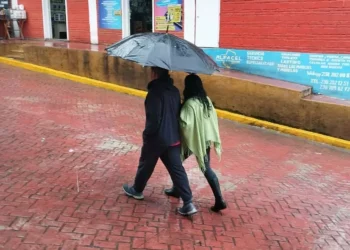 La llegada del otoño trae consigo lluvias, frío y afectaciones en viviendas y caminos.