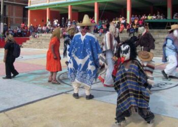 Los huehuentones son guardianes de la espiritualidad mazateca y deben salir el 27 de octubre, en el marco de Todos los Santos.