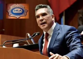 Alejandro Moreno acusa a Adán Augusto de vínculos con el narco ante el FBI y la DEA