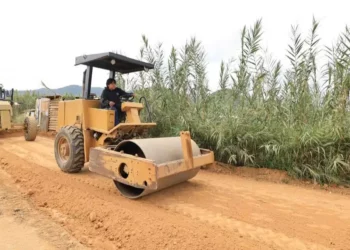 Vía directa del Rosario a Santa Cruz Amilpas y El Tule; pavimentan ribera del río Salado