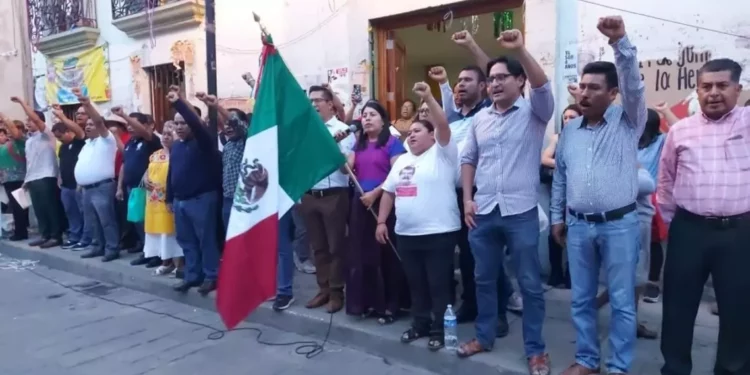 La ceremonia se realizará este lunes a las 17:00 horas frente al edificio histórico de la gremial.