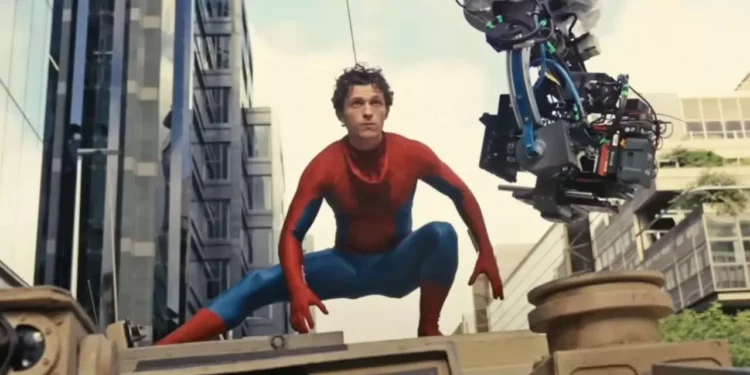 Tom Holland sufre conmoción cerebral en rodaje de Spider-Man 4