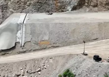 ¿Qué pasó con el túnel El Tornillo?; 100  días cerrada la súper Mitla-Tehuantepec?