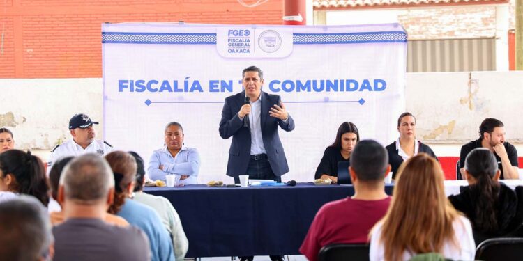Vecinas y vecinos pudieron acceder a diversos servicios como levantamiento de denuncias.