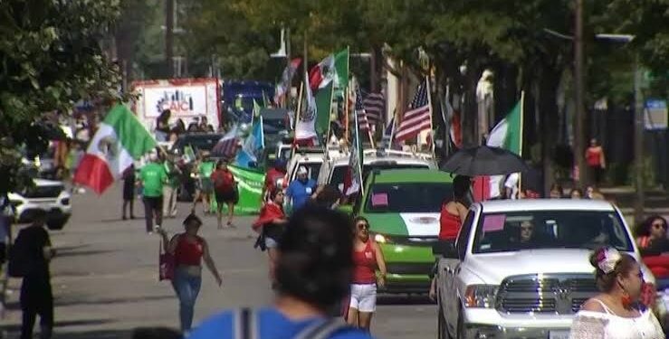 Trump apaga El Grito de mexicanos en Chicago