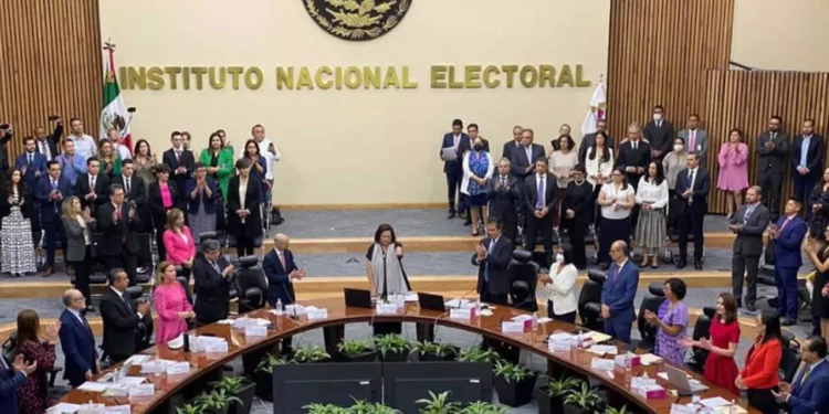 Mega recorte a INE, TEPJF y Poder Judicial, perfilan para 2026