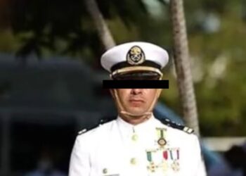 Detienen al vicealmirante Manuel Roberto Farías Laguna por red de huachicol fiscal