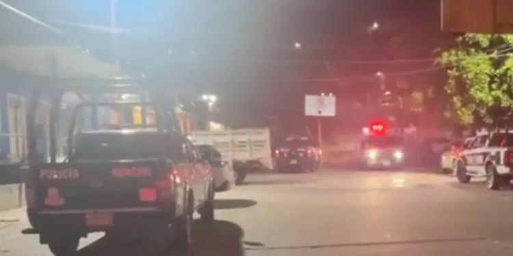 ¡Matan a empleado municipal y balean a mujer y niña!