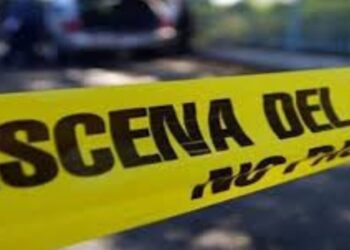 ¡Camioneta de la muerte! Hallan cuerpos sin vida en camino rural de Santiago Jamiltepec
