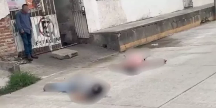 ¡Furia armada en Juchitán! Ejecutan a dos primos en pleno centro, la ciudad al borde del colapso