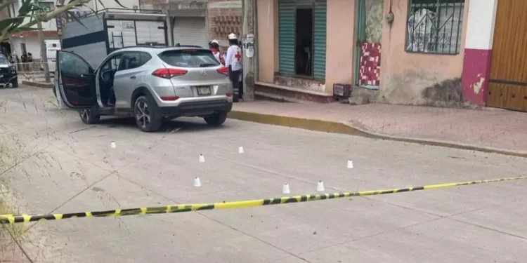 ¡Ejecutado en camioneta! Aque armado sacude a Huajuapan; víctima sería un agente federal