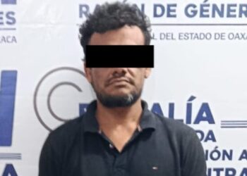 ¡La mata y la arroja a una fosa séptica! Feminicidio enciende indignación en la Costa de Oaxaca