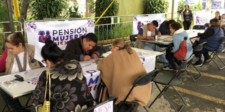 “Mujeres Bienestar 2025”: Promesas, pagos y dudas en un programa histórico de pensión