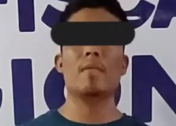 ¡Conductor de taxi es detenido por abuso sexual! Desvió la ruta y atacó a pasajera en Ejutla de Crespo